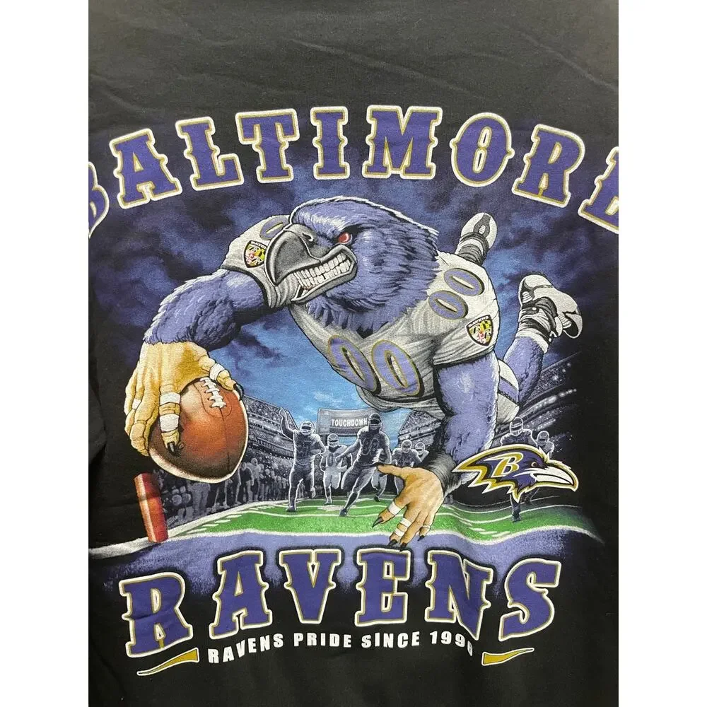Baltimore Ravens Men's NFL Hoodie Size Medium - Design on the Back New With Tags
